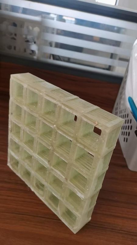 ปรับปรุงขนาดแตกต่างกัน FRP Grating สําหรับทางเดินหรือแพลตฟอร์มเพื่อให้พอใจคุณ